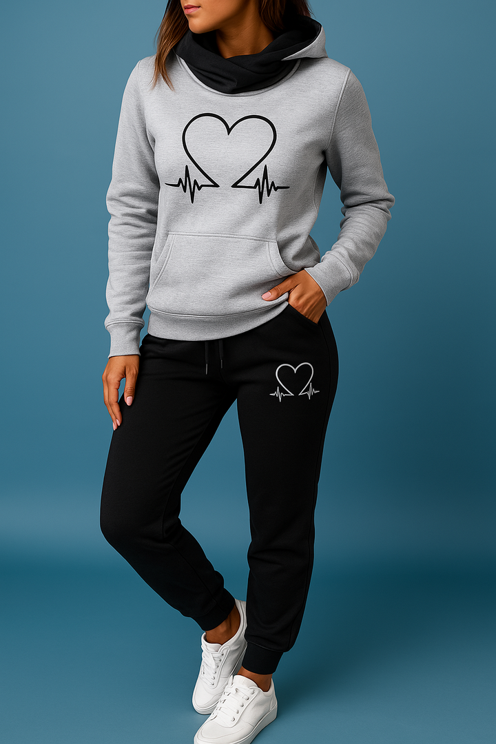 Women's Heartbeat Tracksuit – Soft Fleece Comfort