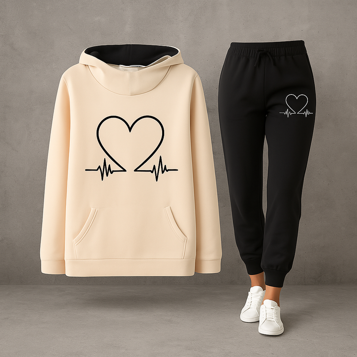 Women's Heartbeat Tracksuit – Soft Fleece Comfort