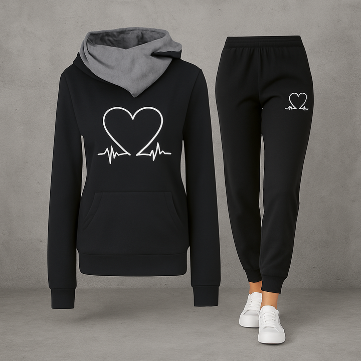 Women's Heartbeat Tracksuit – Soft Fleece Comfort