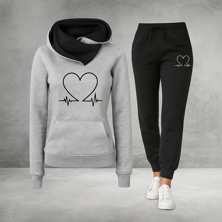 Women's Heartbeat Tracksuit – Soft Fleece Comfort
